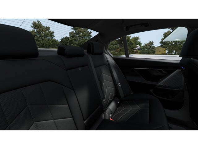 2027 BMW 550e 550e xDrive