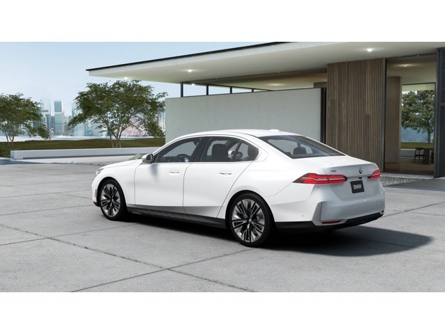 2027 BMW 530i 530i xDrive