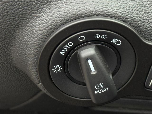 2023 Maserati Ghibli Modena Q4