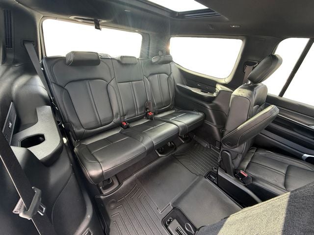 2023 Jeep Wagoneer Series III