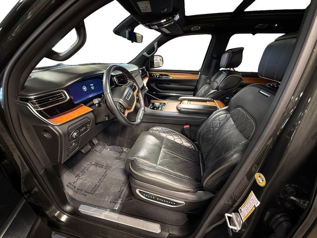 2023 Jeep Grand Wagoneer Series III