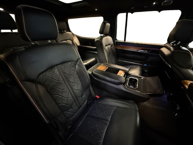 2023 Jeep Grand Wagoneer Series III