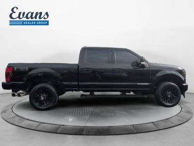 2022 Ford F-350SD Lariat