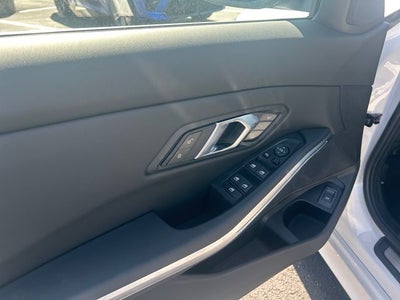 2025 BMW 3 Series 330i xDrive