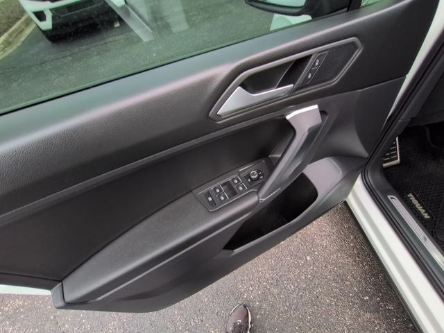 2020 Volkswagen Tiguan 2.0T SE R-Line Black 4Motion