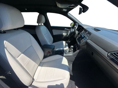2020 Volkswagen Tiguan 2.0T SE R-Line Black 4Motion