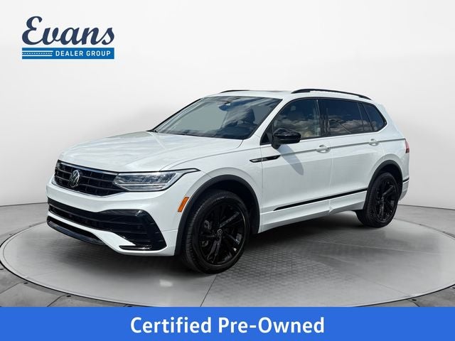 2024 Volkswagen Tiguan 2.0T SE R-Line Black 4Motion's photo