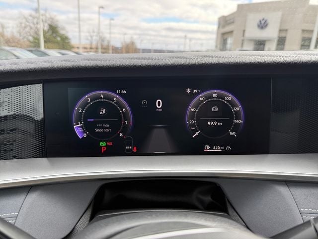 2025 Volkswagen Tiguan 2.0T SE