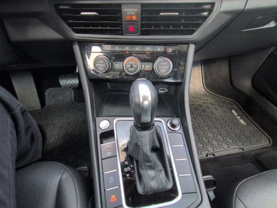 2020 Volkswagen Jetta SEL