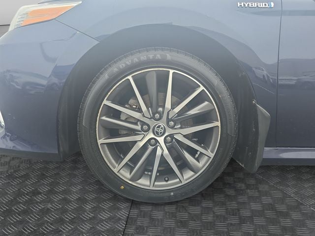 2021 Toyota Camry Hybrid XLE