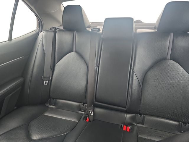 2021 Toyota Camry Hybrid XLE