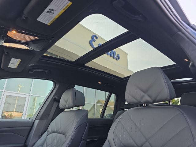 2027 BMW X7 xDrive40i