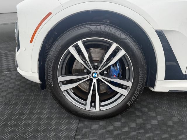 2026 BMW X7 M60i