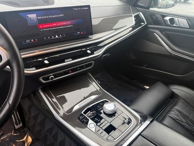 2026 BMW X7 M60i