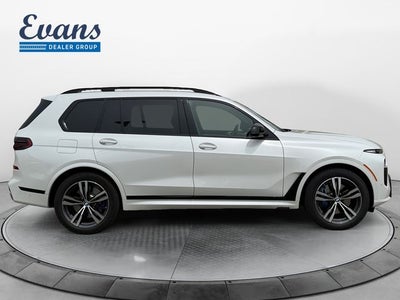 2025 BMW X7 M60i