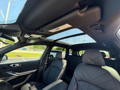 2026 BMW X5 M60i