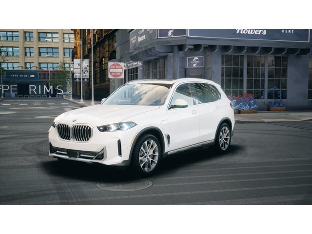 2026 BMW X5 xDrive50e's photo