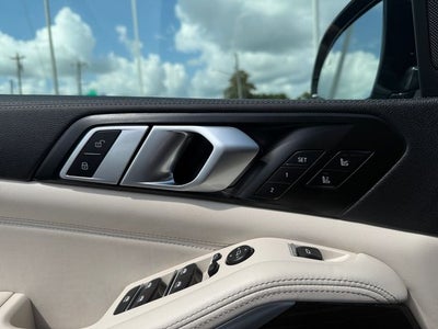 2023 BMW X5 xDrive45e