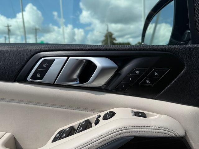 2023 BMW X5 xDrive45e