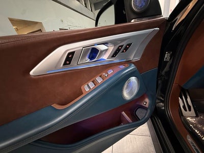 2023 BMW XM Base