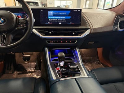2023 BMW XM Base