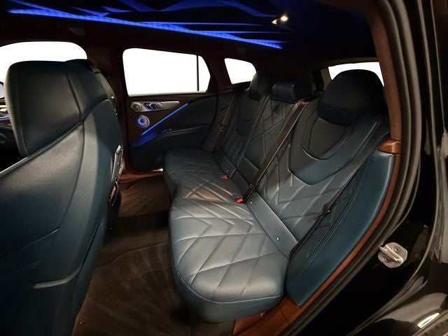 2023 BMW XM Base