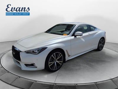2022 INFINITI Q60 LUXE