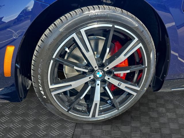 2027 BMW 5 Series 550e xDrive