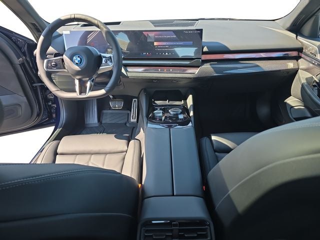 2027 BMW 5 Series 550e xDrive