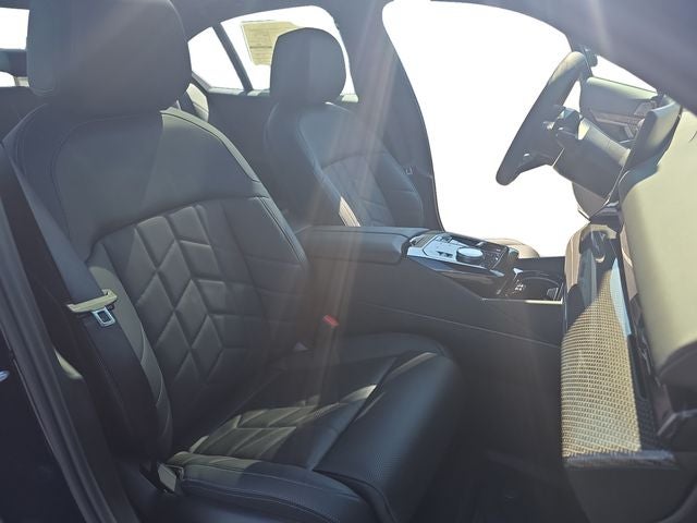 2027 BMW 5 Series 550e xDrive