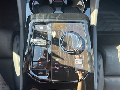 2026 BMW 5 Series 550e xDrive