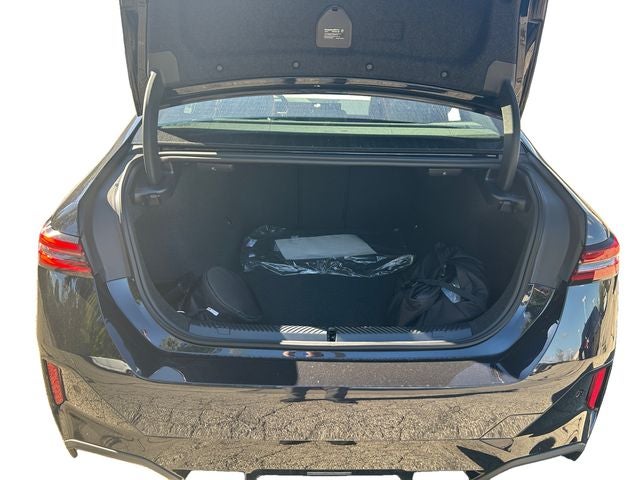 2026 BMW 5 Series 550e xDrive