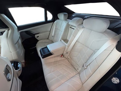 2026 BMW 7 Series 740i xDrive