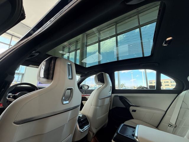 2026 BMW 7 Series 740i xDrive