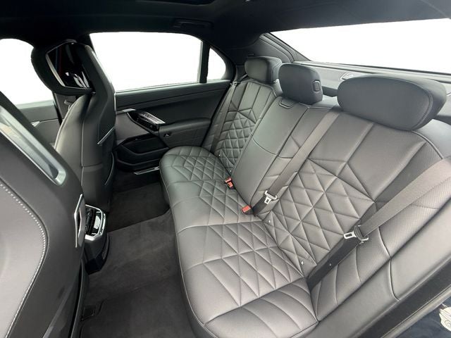 2026 BMW 7 Series 740i xDrive