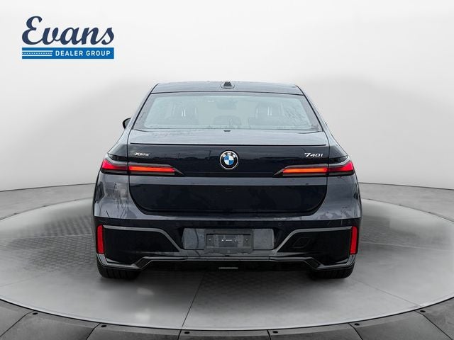2026 BMW 7 Series 740i xDrive