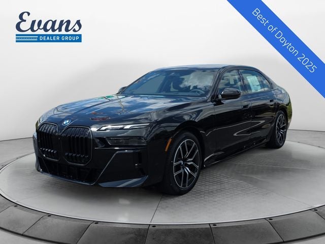 2026 BMW 7 Series 750e xDrive Sedan's photo