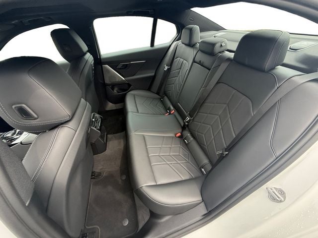 2026 BMW 5 Series 540i xDrive