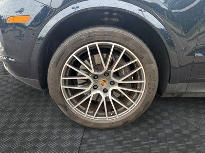 2022 Porsche Cayenne Platinum Edition