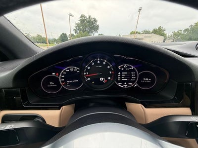 2022 Porsche Cayenne Platinum Edition