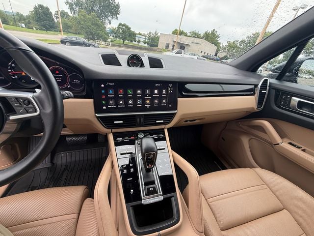 2022 Porsche Cayenne Platinum Edition