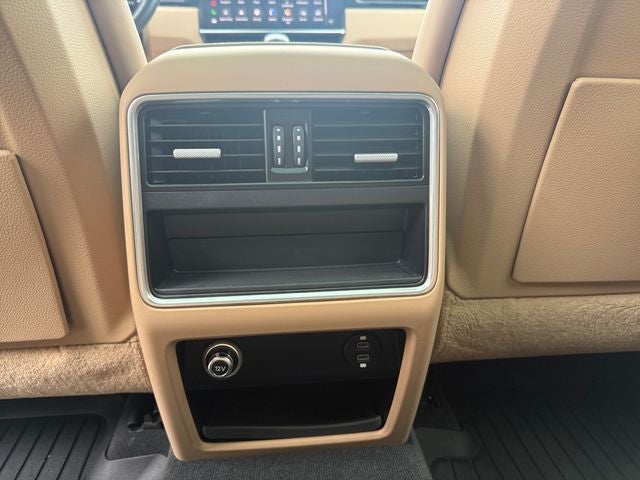 2022 Porsche Cayenne Platinum Edition