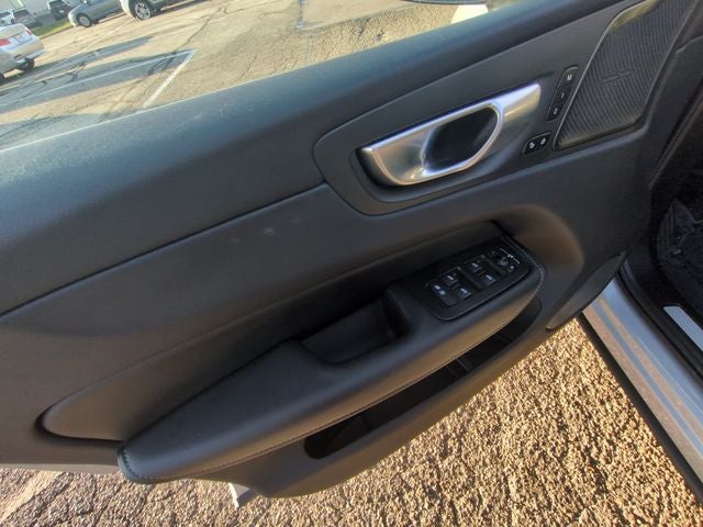 2024 Volvo XC60 Recharge Plug-In Hybrid Ultimate