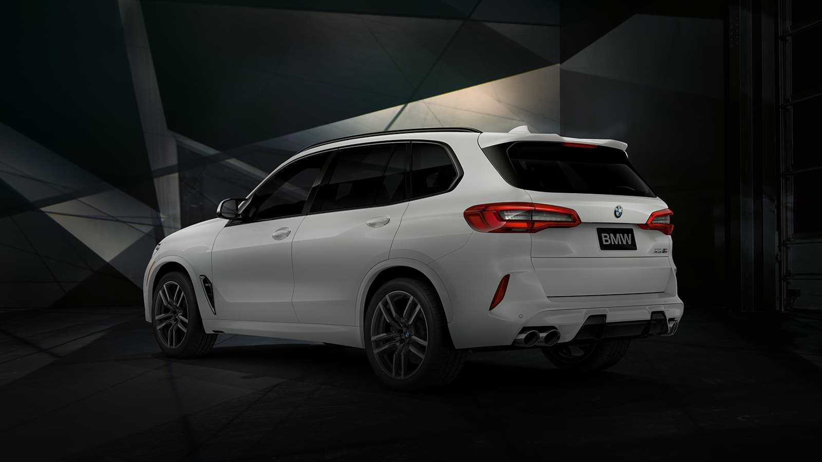 BMW X5 M Exterior